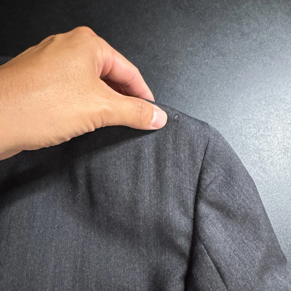 Cerruti 1881‎ Harry Rosen USA Men's Suit 38R 31W Solid Gray 2-Button Wool